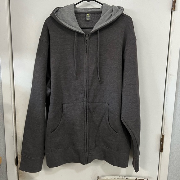 Xersion NWOT gray sweatshirt - Picture 1 of 3